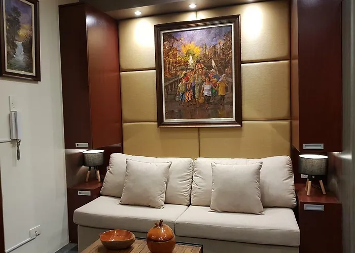 Amare La Salle Taft Apartment *