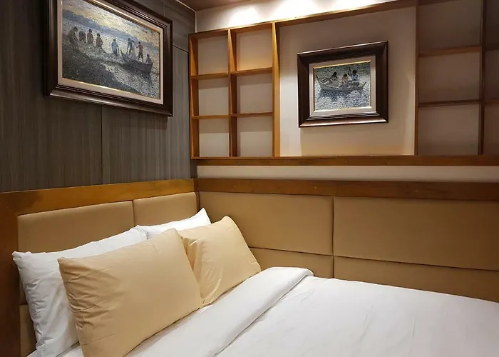 Apartment Amare La Salle Taft Manila